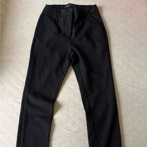 Zara women’s Classic Black Dress Pants straight leg size 2